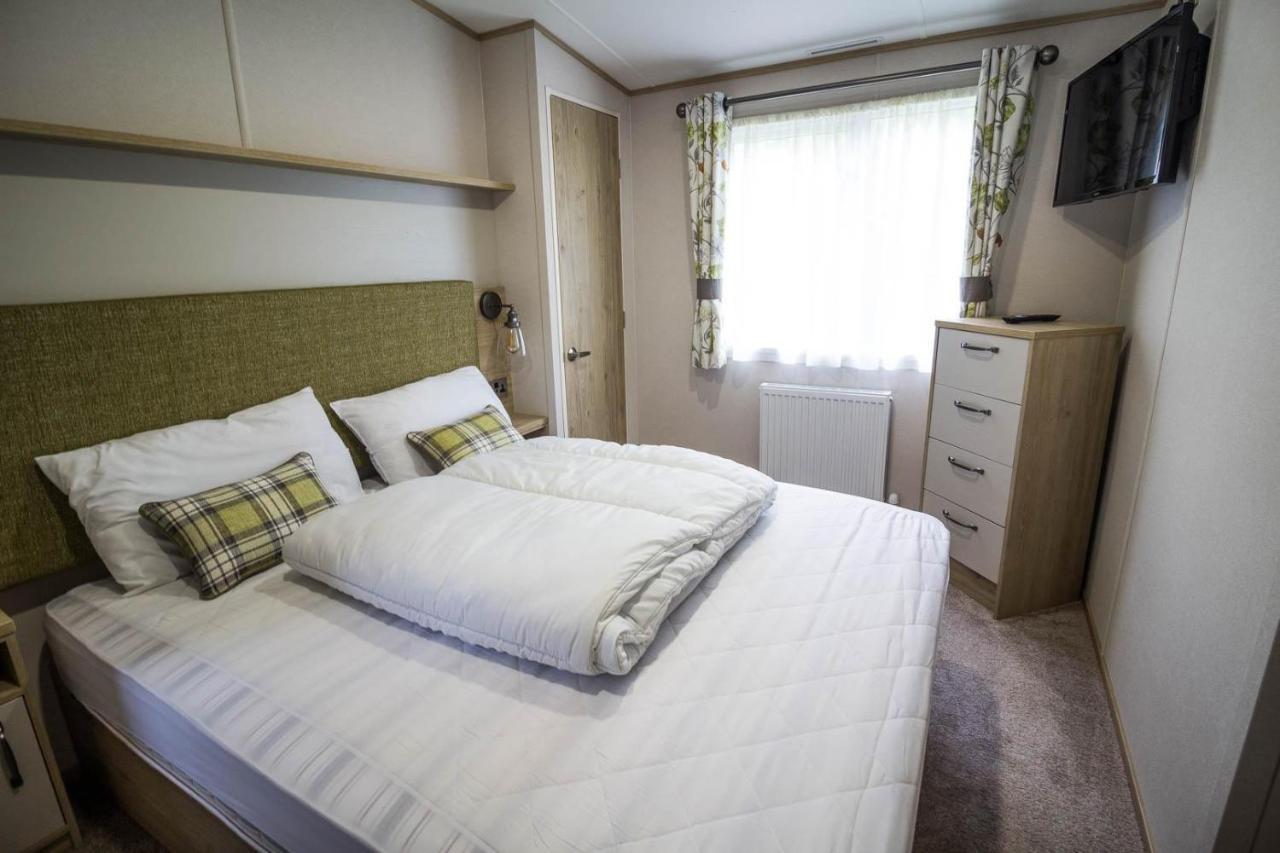 Beautiful 6 Berth Caravan With Decking At Southview Holiday Park Ref 33024O Otel Skegness Dış mekan fotoğraf